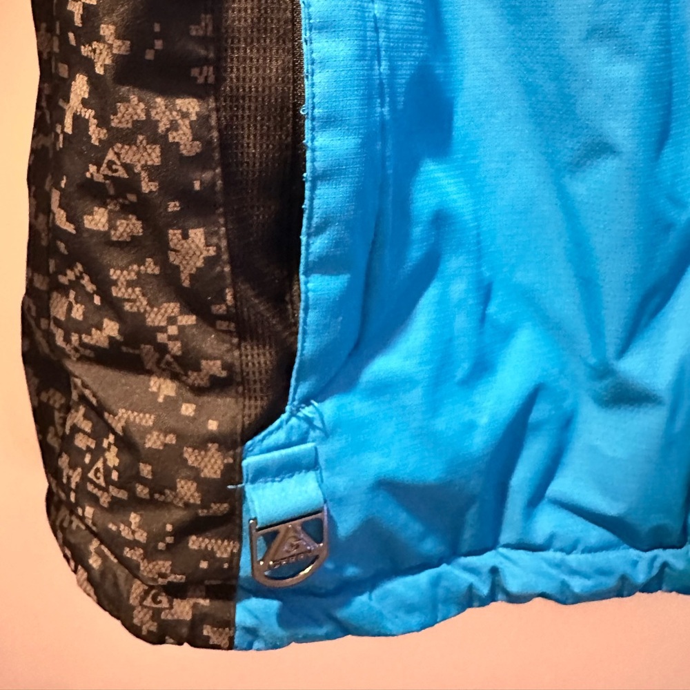 Ski Jacket - Picture 5 of 5